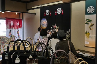 s-P1030001b.jpg
