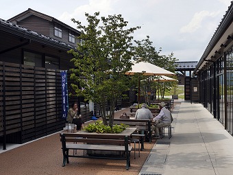 s-P1030348b.jpg